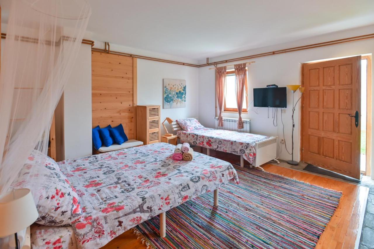 Neva Apartments موكرا غورا المظهر الخارجي الصورة