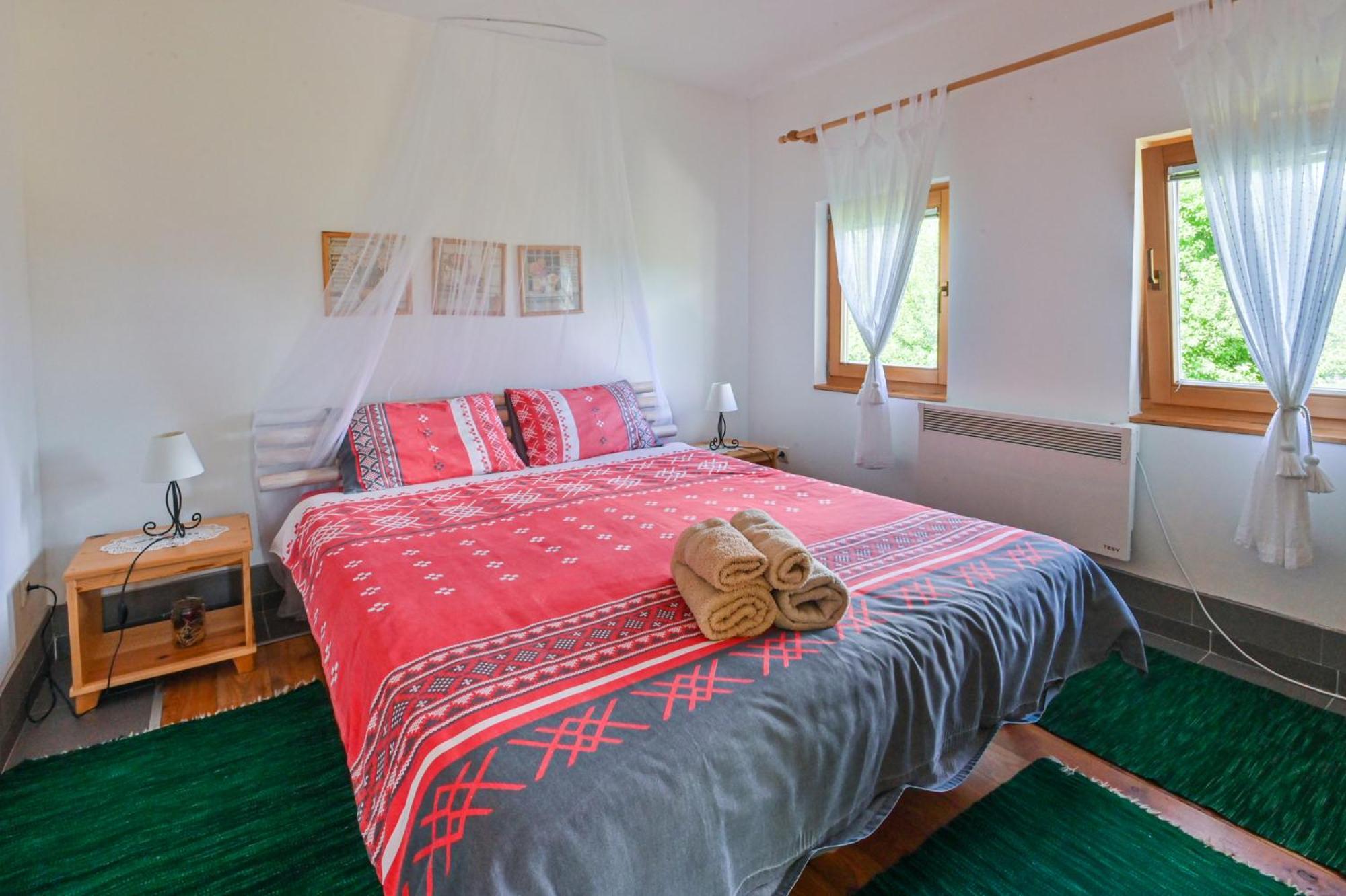 Neva Apartments موكرا غورا الغرفة الصورة